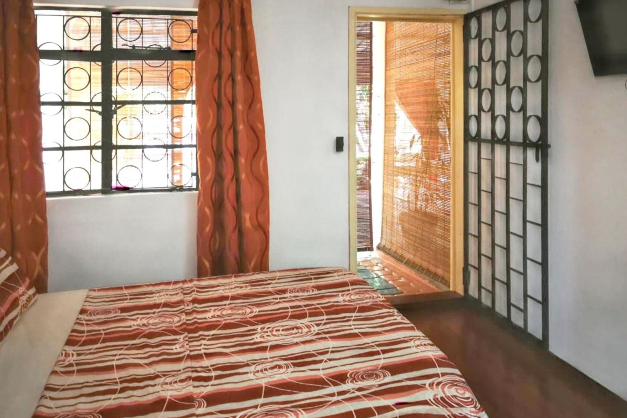 Charming Studio In Flic En Flac With Enclosed Garden 25M² מראה חיצוני תמונה
