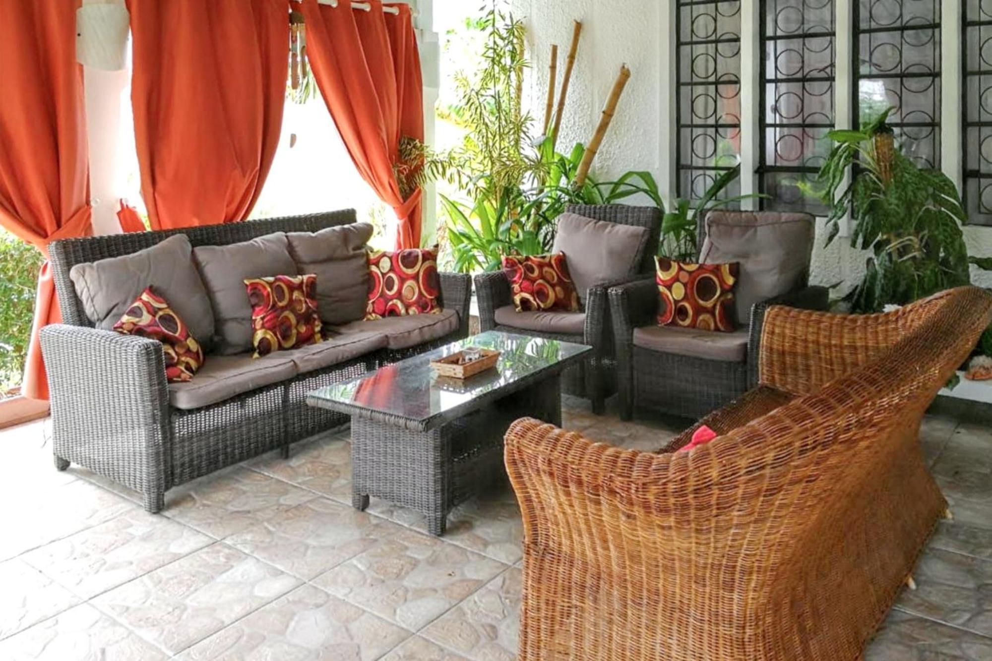 Charming Studio In Flic En Flac With Enclosed Garden 25M² מראה חיצוני תמונה